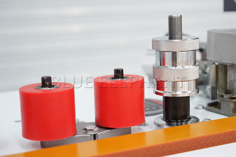 曲直線封邊機(jī)、